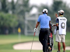 How to Get a Job as a Golf Caddy